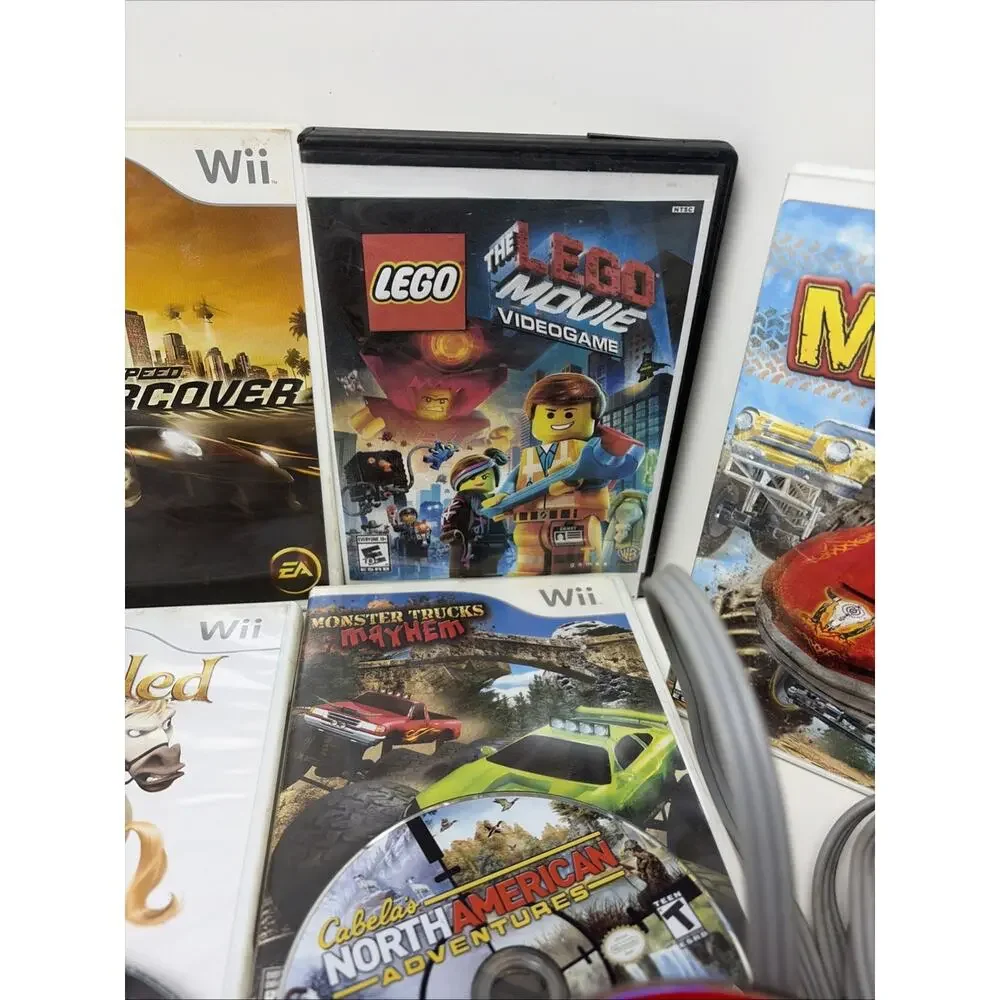 Wii Console RVL-001 Bundle W/18 Games, 2 Controllers, 1 Nunchucks, Works Great